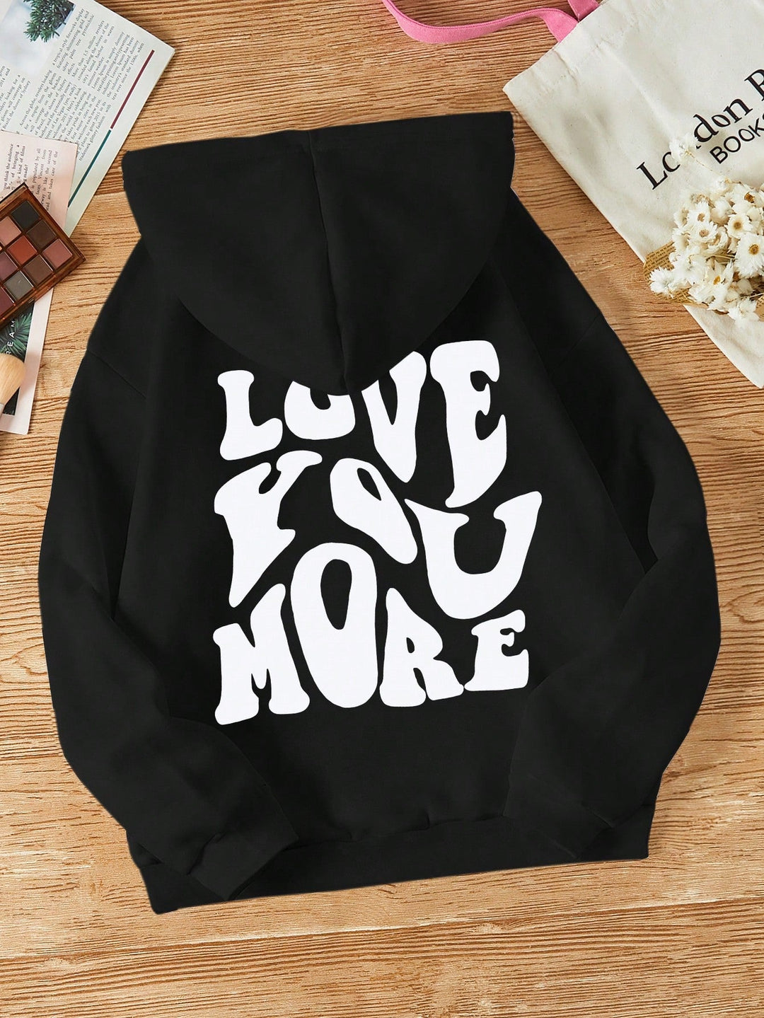 WARM KANGAROO POCKET HOODIE "LOVE YOU MORE"